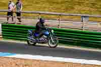 Vintage-motorcycle-club;eventdigitalimages;mallory-park;mallory-park-trackday-photographs;no-limits-trackdays;peter-wileman-photography;trackday-digital-images;trackday-photos;vmcc-festival-1000-bikes-photographs